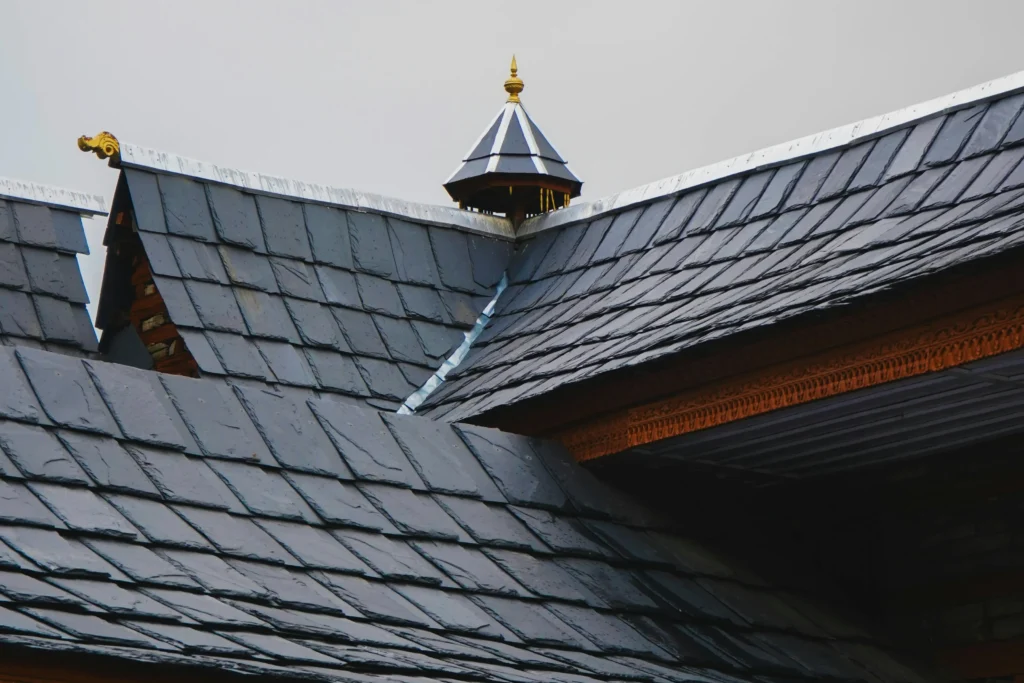 Metal vs. Asphalt Shingles